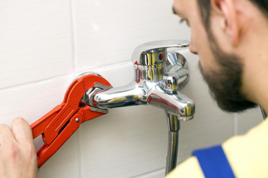 leaky faucet repair services